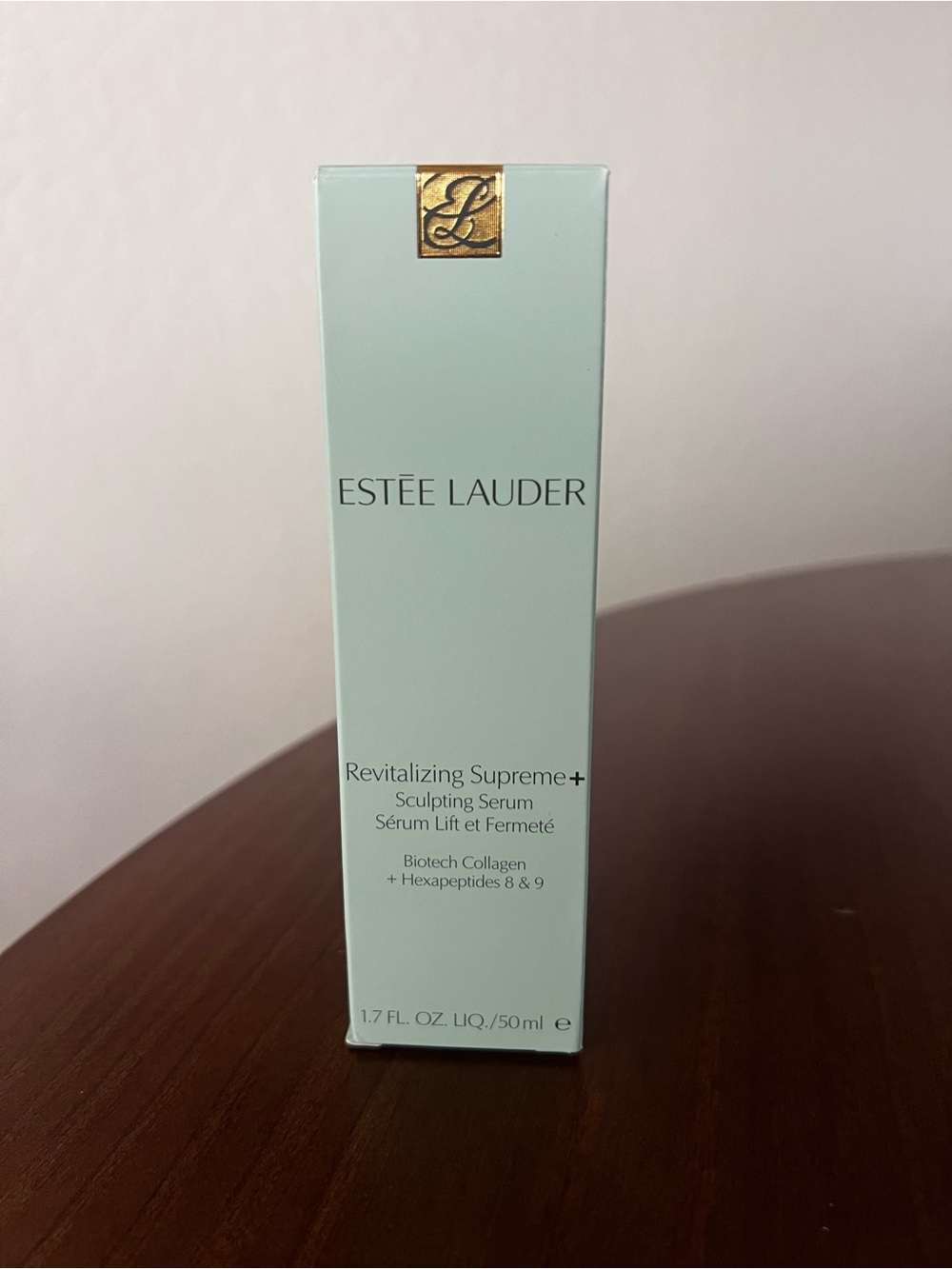 Estée Lauder Revitalizing Supreme+ Sculpting Serum